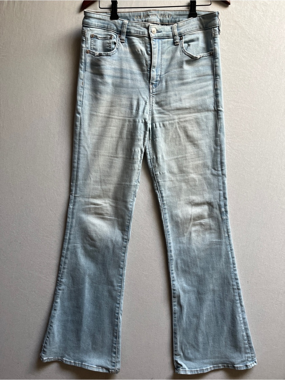 American Eagle Super High Rise Flare Jeans Light Wash Blue Size 10 Long / 32"